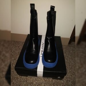 Celebrity Style Color Block Boots (Faux Leather) RUNS BIG